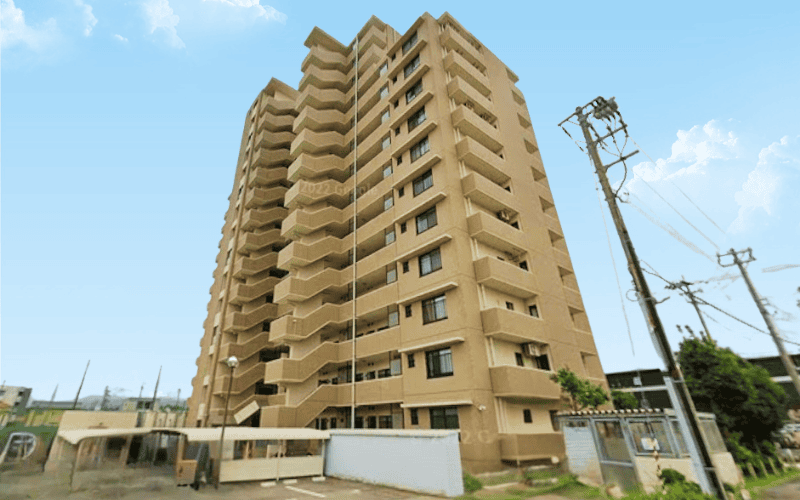 ロイヤルシャトー泉本町